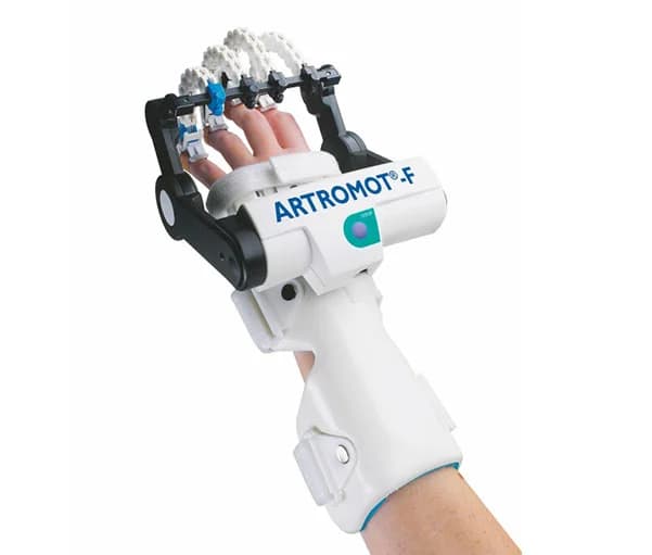 ARTROMOT F
